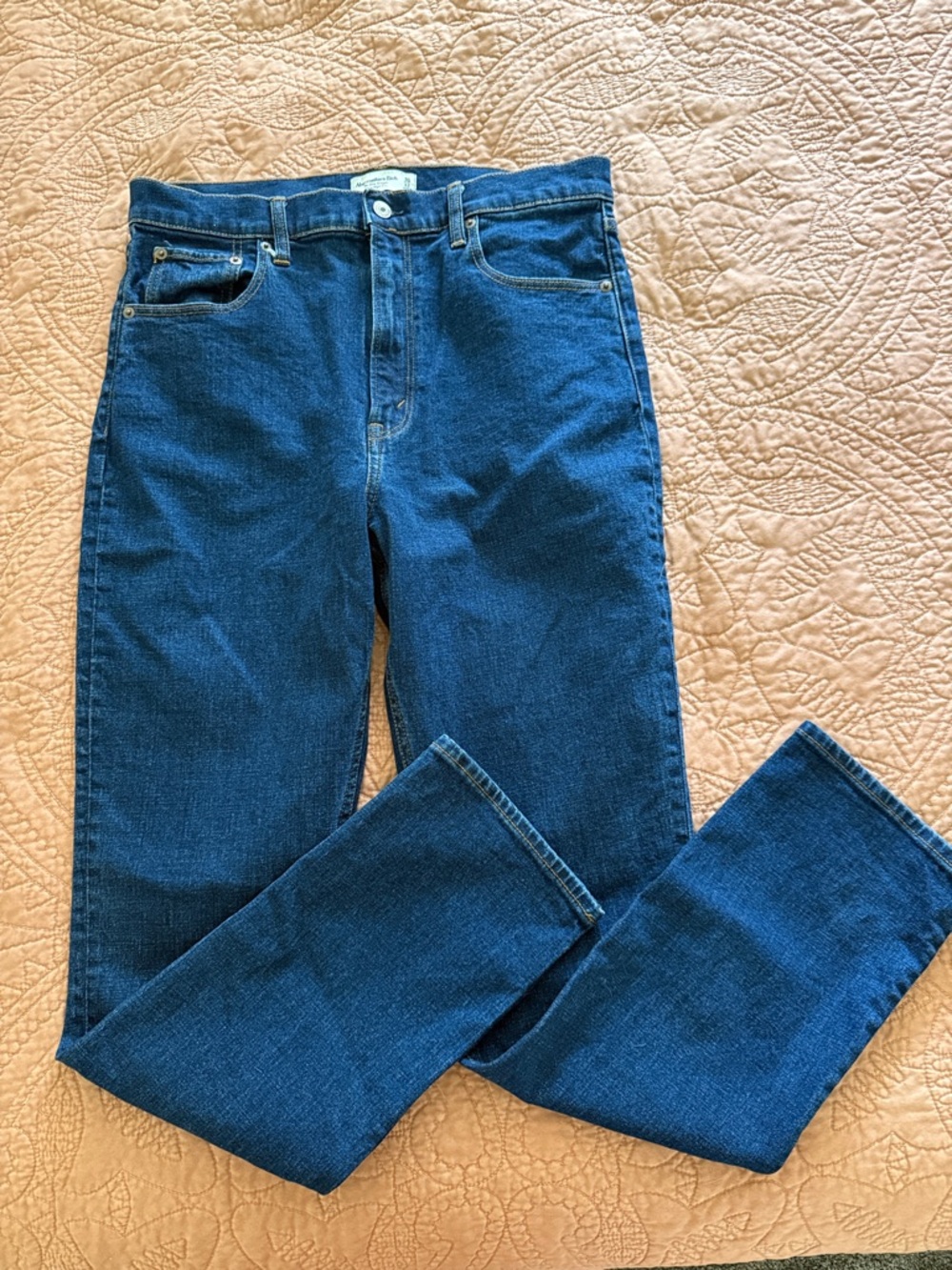 Abercrombie & Fitch The Slim Straight Ultra High Rise